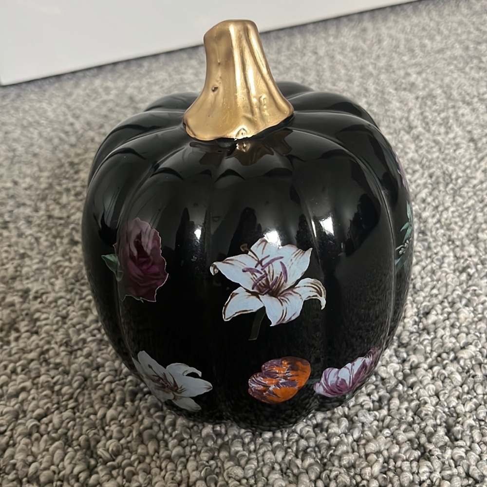Black gold stems, flower, painted porcelain, pumpkin